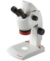  Labomed Luxeo 4D Biomedical Inspection 4.4:1 Digital StereoZoom Microscope with integrated 5MP camera. Magnifications to 140x with optional lenses.